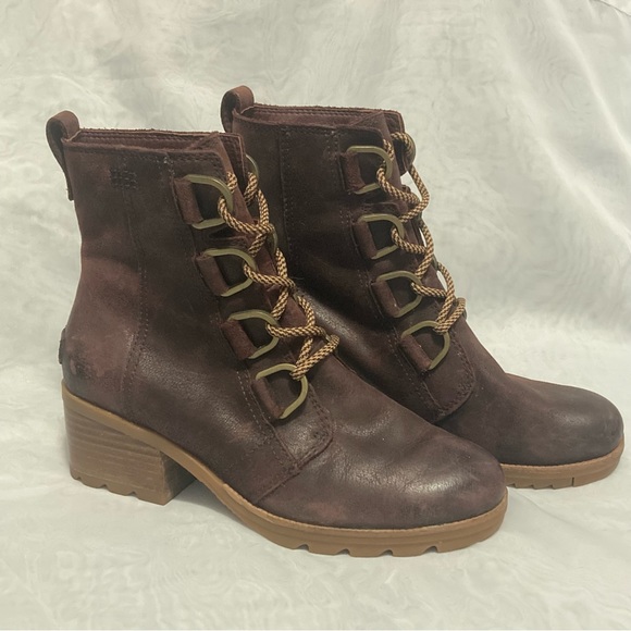 Sorel Cate Lace Up Booties - Picture 3 of 9